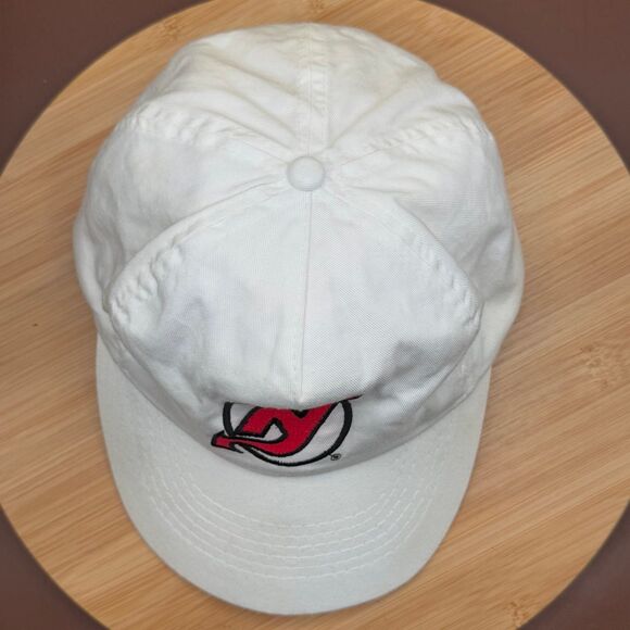 NHL NJ Devils Classic Snapback - Picture 2 of 7